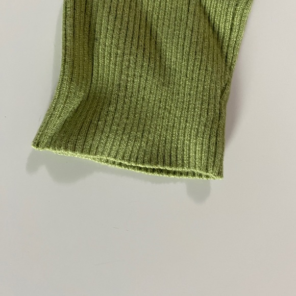 Green - Garage Long Sleeved Cropped Top - Medium - Picture 5 of 11